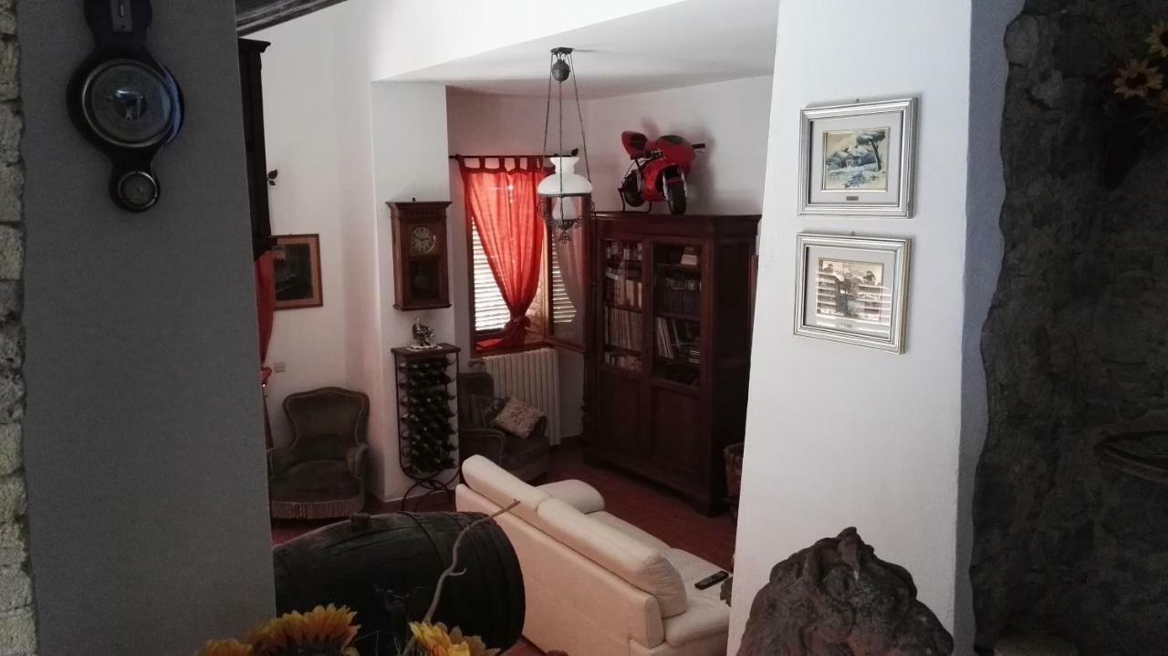 Colombaio In Colle Bed & Breakfast Sant'Angelo in Colle Luaran gambar